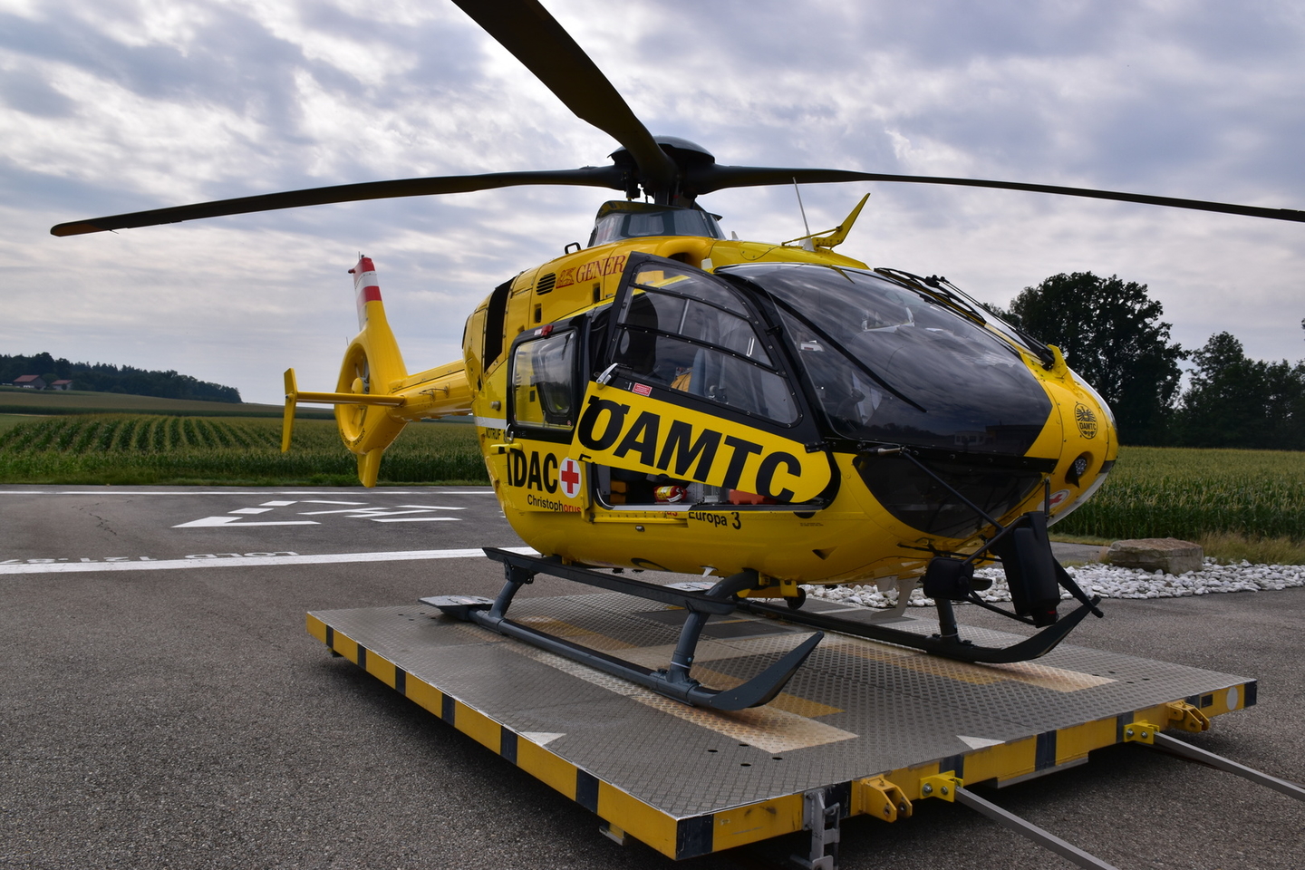 Christophorus 1 had to be recovered by transport helicopter 